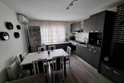 Apartament cu 2 camere decomandat în Rogerius - 2