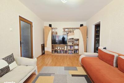 Apartament cu 3 camere semidecomandat, mobilat în Micro 16 - 14