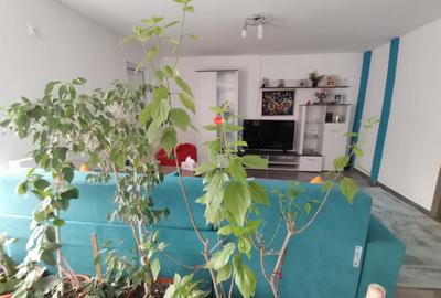 Casă cu 4 camere cu Teren 200 Mp în Stadion - 10