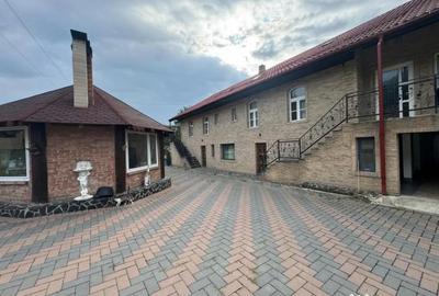Casă cu 7 camere cu Teren 2500 Mp în Sucevița - 5