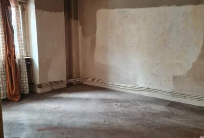 Apartament cu 3 camere decomandat în Universitate - 5