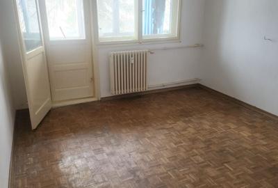 Apartament cu 4 camere semidecomandat în Apărătorii Patriei - 10