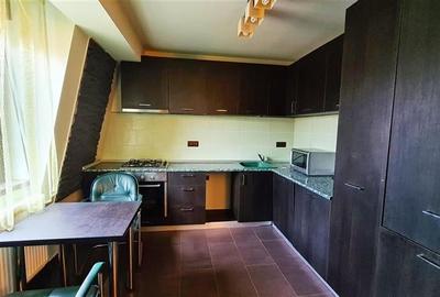 De inchiriat apartament 3 camere in vila zona Favorit-Circumvalatiunii - 6