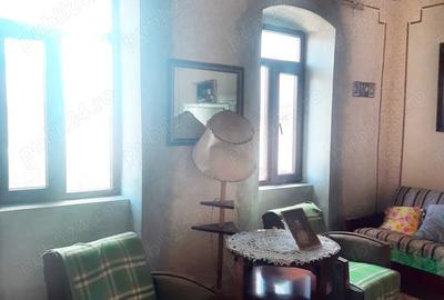 Casa de vanzare, langa biserica, in zona centrala, in comuna Pilu, jude?ul Arad - 10