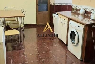 Apartament cu 4 camere în Micro 10 - 12