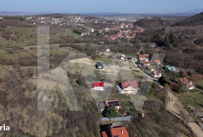 Casă cu 5 camere cu Teren 914 Mp în Central - 4