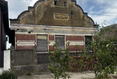 Casă cu 4 camere în Șicula - 1