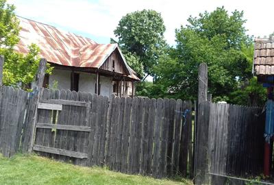 Casă cu 4 camere în Strejești - 1