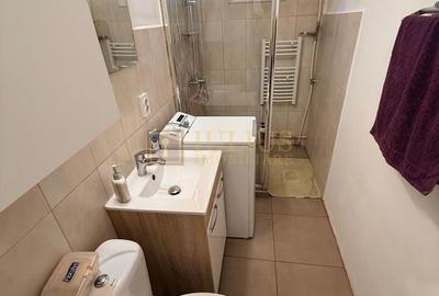 Apartament cu 2 camere semidecomandat, mobilat în Circumvalațiunii - 8