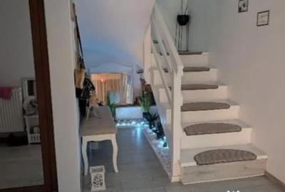 Casă cu 4 camere cu Teren 700 Mp în Șendreni - 2