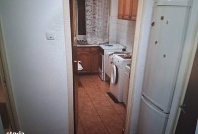 Garsonieră decomandată în Tei - 8