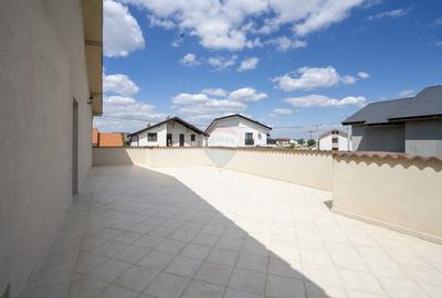 Casă individuală cu 10 camere cu Teren 925 Mp în Nufărul - 21