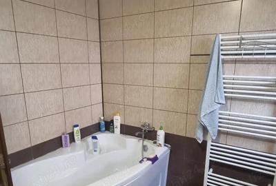 Casă cu 3 camere cu Canalizare în Muncitoresc - 13