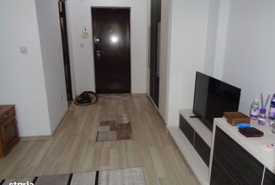 Apartament decomandat în UTA - 4