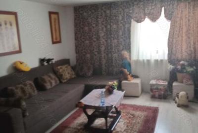 Casa de vanzare in Cartierul Mihai Viteazu - 2