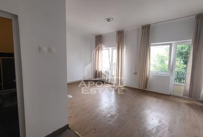 Locatie pentru muncitori,20 de apartamente cu o camera si baie proprie - 11