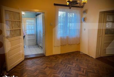 Casă cu 6 camere cu Teren 550 Mp în Subcetate - 2