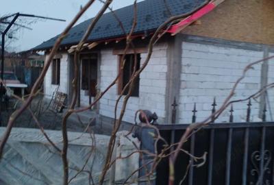 Casă cu Teren 560 Mp în Ghindeni