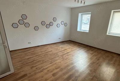 Garsonieră decomandată în Gheorgheni - 3