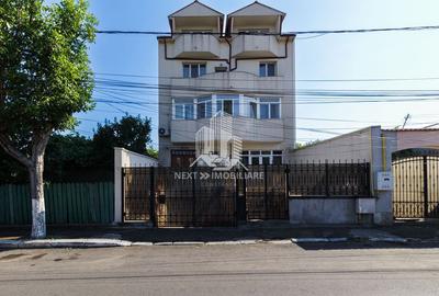 Casă cu 5 camere cu Teren 452 Mp în Km 4 - 2