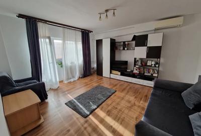 Apartament de 2 camere decomandat, 57 mp, balcon, metrou, zona Aviatiei