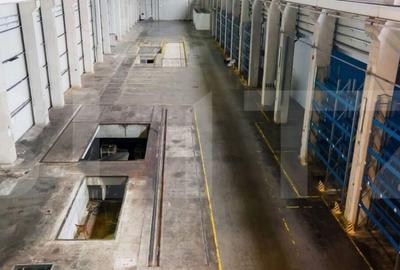 Spațiu comercial, de 1,250 mp, în Central