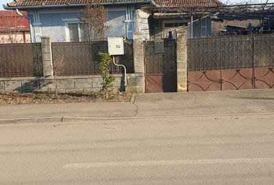 Casă cu 3 camere în Central - 2