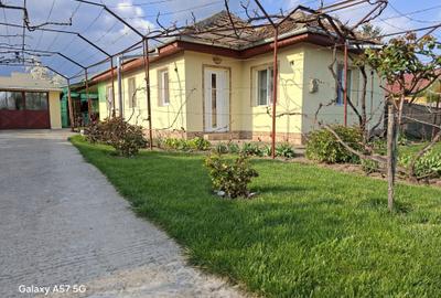 Casă cu 4 camere în Grădiștea - 8