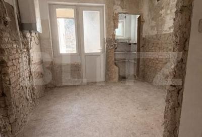 Apartament cu 3 camere decomandat în Centrul Istoric - 3