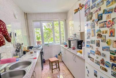 Apartament cu 3 camere, 68 mp utili, etaj 3, zona Pajura - 1