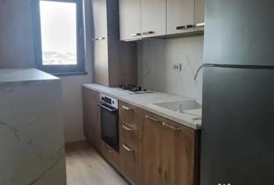Apartament cu 2 camere decomandat în Km 5 - 3