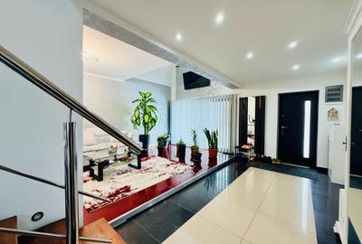 Casă individuală cu 5 camere cu Canalizare în Sud - 10