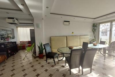 Bd. Mamaia, spatiu comercial, ideal BIROURI/CABINETE/CENTRU EDUCATIONAL, 250 mp. - 2