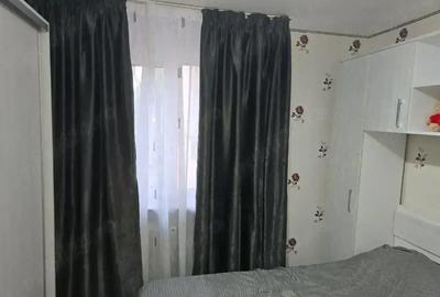 Apartament cu 4 camere decomandat în Central - 1