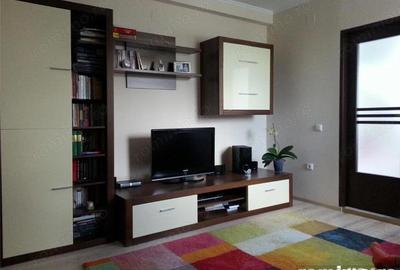 Apartament cu 2 camere semidecomandat în Vitan