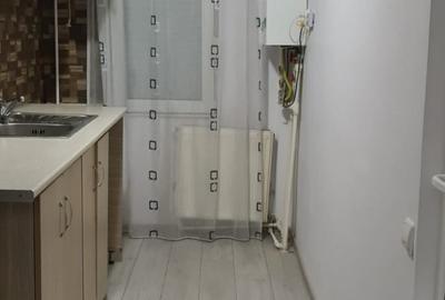De închiriat – apartament 1 cameră, Micro 19 (în spate la Neacșu) De închiriat – apartament 1 cameră, Micro 19 (în spate la Neacșu) - 2