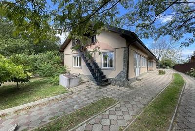 Casă individuală cu 6 camere cu Teren 1354 Mp în Țifești - 1