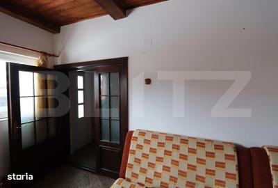 Casă cu 5 camere cu Teren 8895 Mp în Crângurile - 10