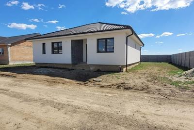 Casă cu 4 camere cu Teren 550 Mp în Lazuri - 19