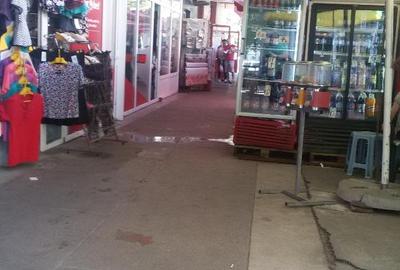 Spațiu comercial, de 6 mp, în Titan - 1