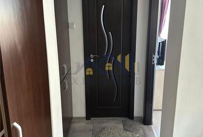 Apartament cu 2 camere semidecomandat în Micro 3 - 8