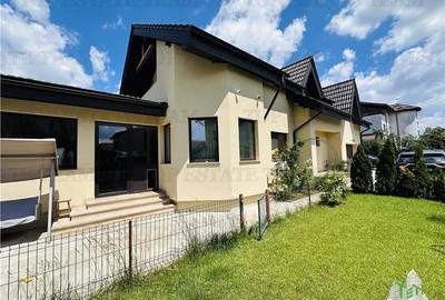Vila exclusivista 6 camere, 330 mp construiti, 700 mp curte amenajata, ROSU - 2