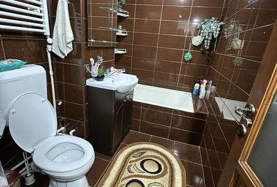 Apartament cu 3 camere decomandat în Exterior Vest - 3