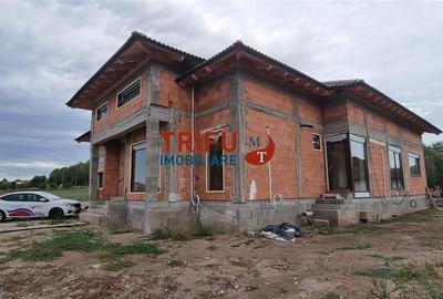 Casa 6 camere de vanzare in Ciugud, 710 mp teren - 1