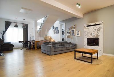 Casa 5 camere de vanzare in Dezmir