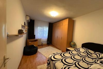 Garsonieră decomandată, mobilată în Tei - 3