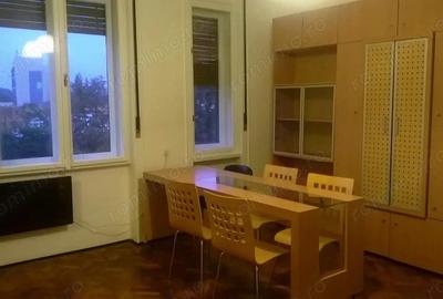 Apartament 1 camera de inchiriat Pia?a 700 Apartament 1 camera de inchiriat Pia?a 700 - 1