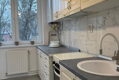 Apartament cu 2 camere semidecomandat, mobilat în Hristo Botev - 7