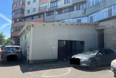 Spațiu comercial, de 180 mp, în Exterior Vest - 1