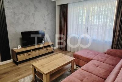 Apartament cu 3 camere semidecomandat, mobilat în Mihai Viteazul